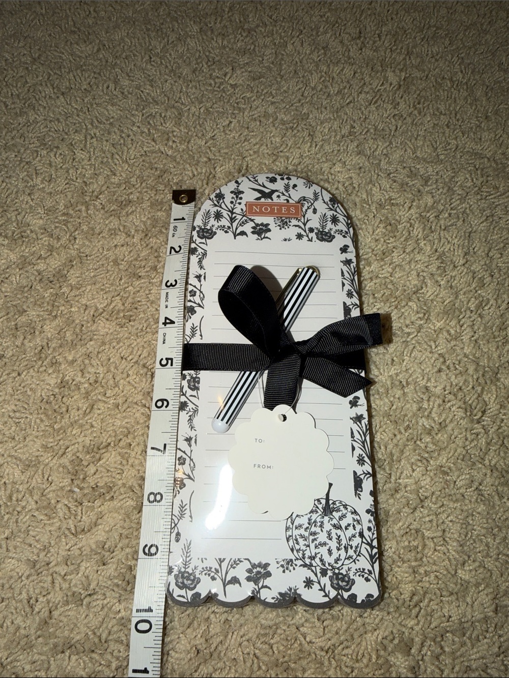 Laura Ashley Black & White Floral List Pad with Striped Pen and Black Bow - Picture 11 of 12